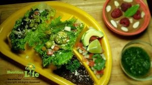 fiesta lettuce shrimp tacos with green chilli sauce